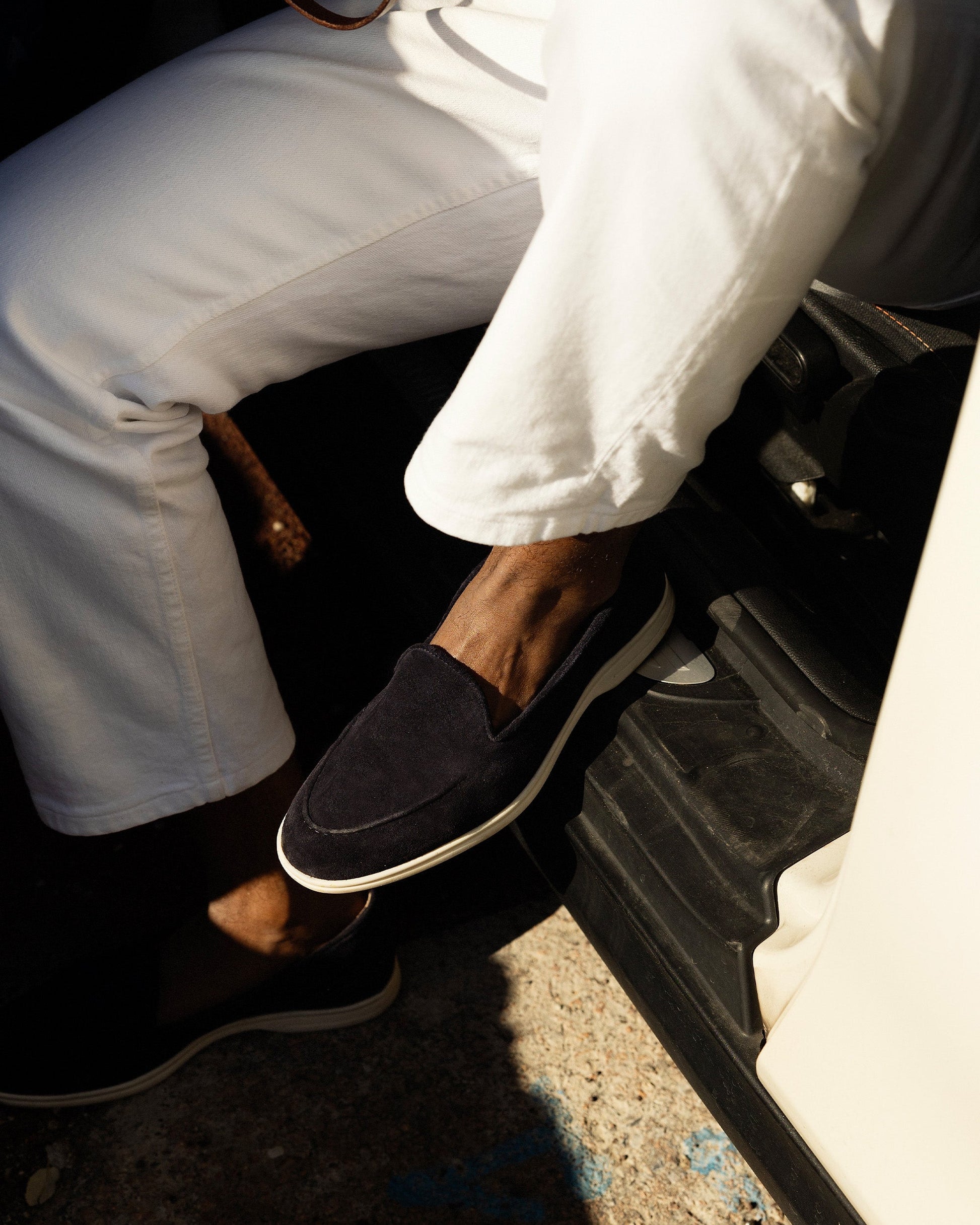 Brännö – Navy Suede