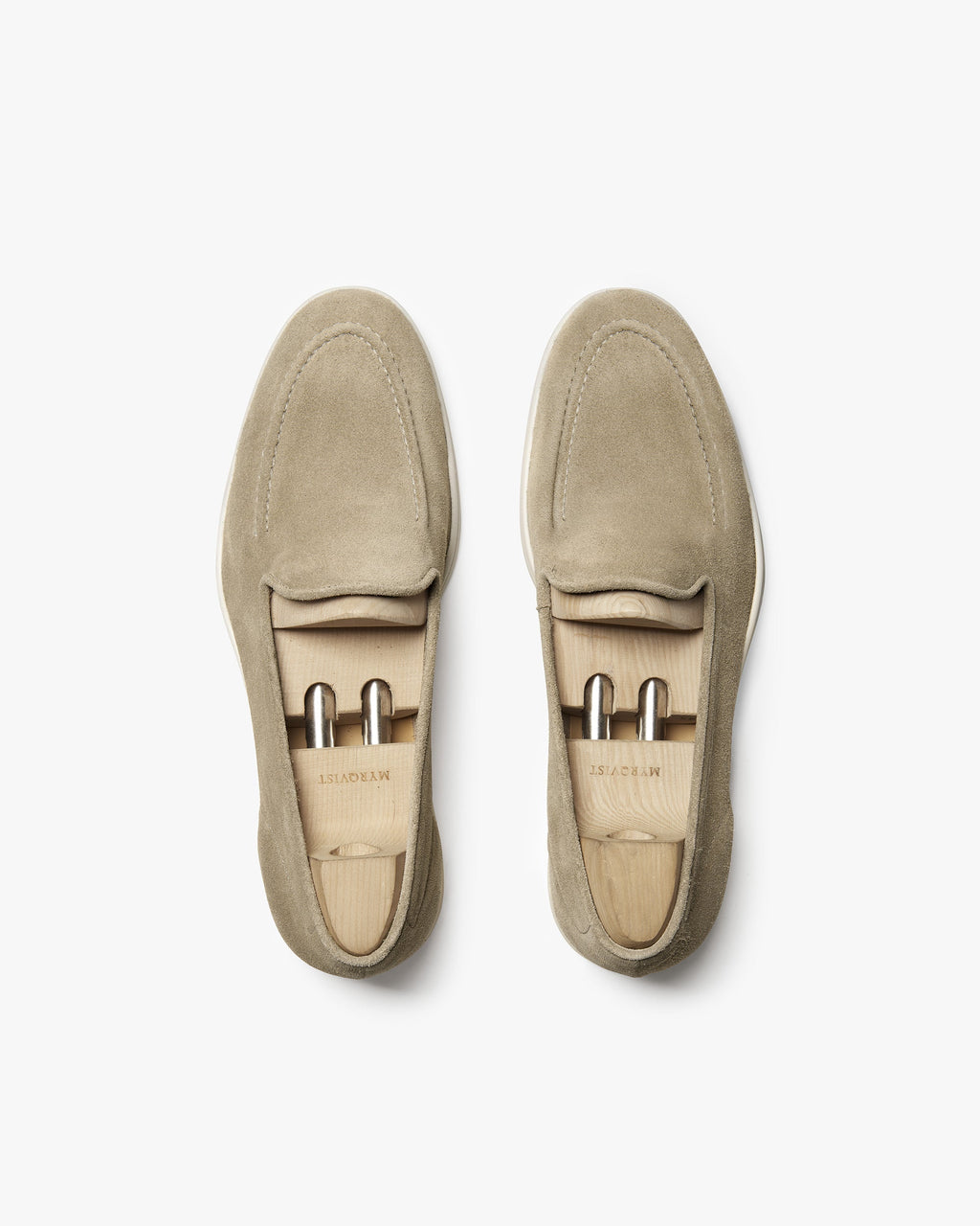 Brännö – Sand Suede